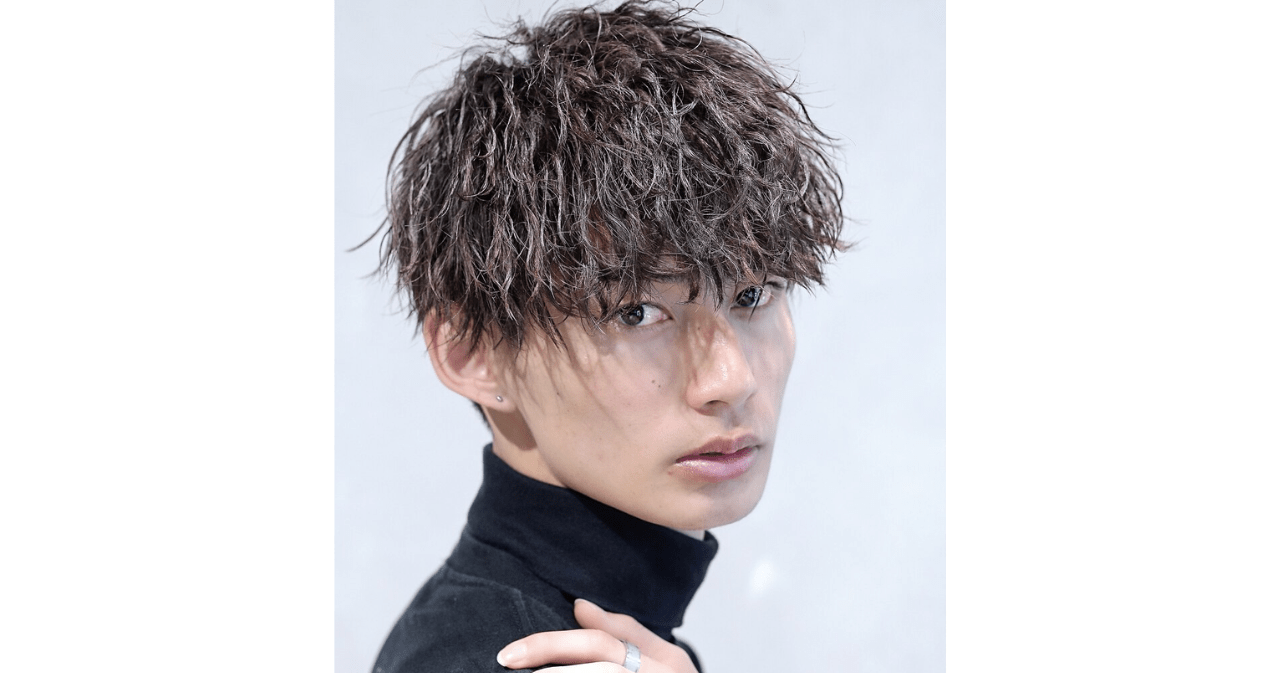 今っぽい髪型ならツイストスパイラルパーマ|強め・ゆるめの選び方とメンズ人気スタイル集