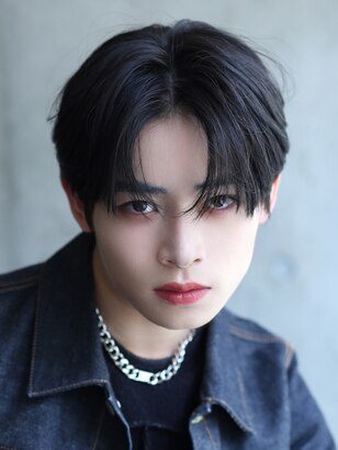 韓国アイドル風ヘアの作り方!ワックス選びで絶対に損しない秘訣とセット術