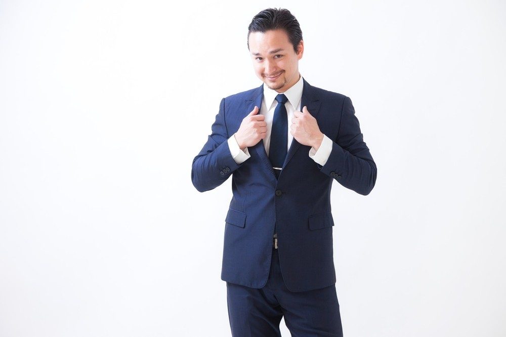アイパーの髪型とは?その他パーマとの違いなど特徴〜芸能人画像集まで紹介!