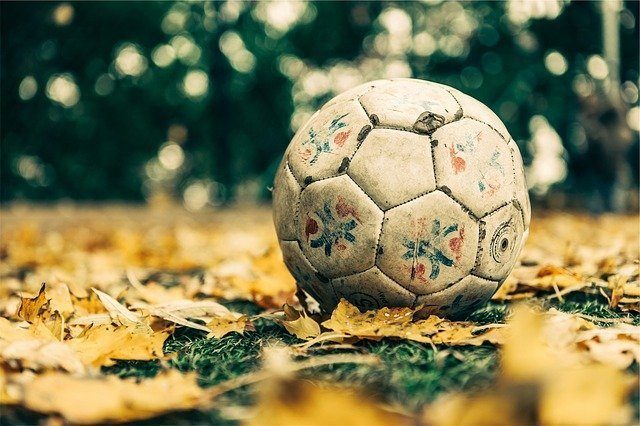 ベッカムのポジションは右サイドハーフ?ボランチの適正は?役割まで解説!