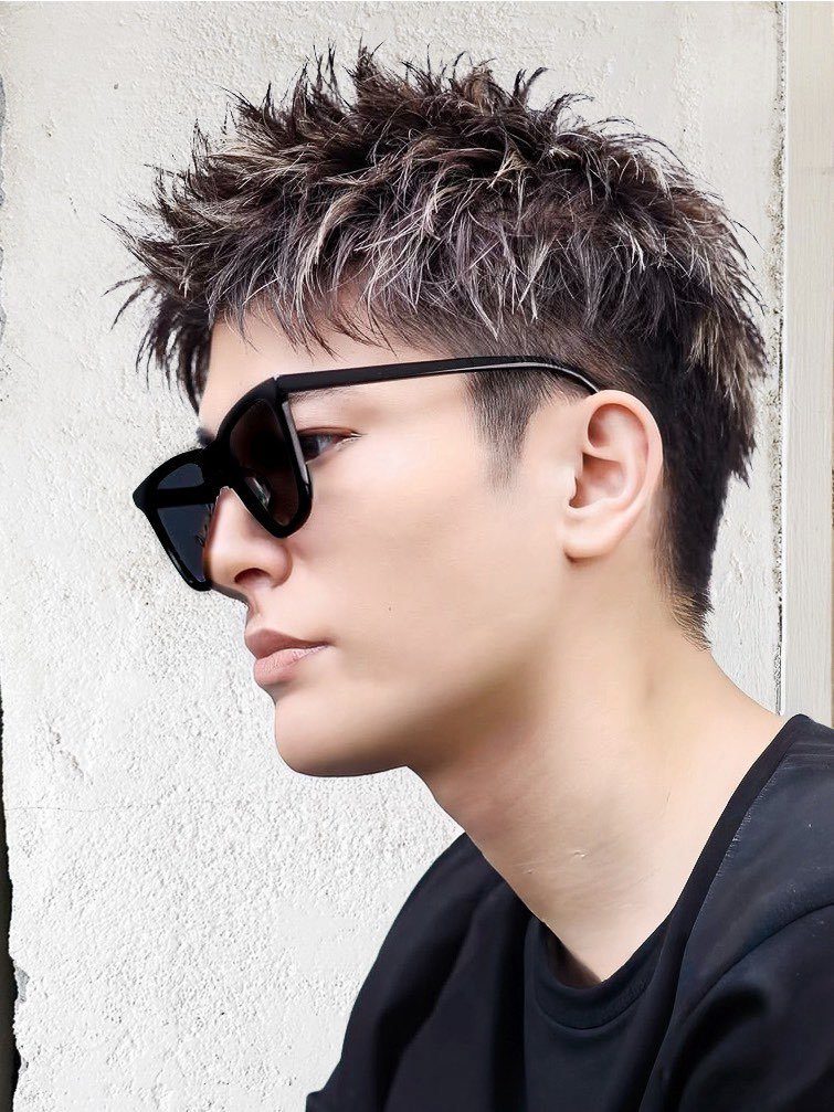 ヘアスタイル メンズ ヘア カラー ホワイトで失敗しない3コツ