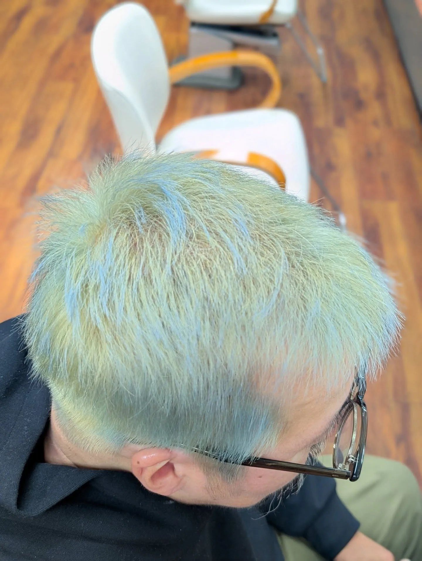 関口メンディー風ブリーチヘアの注意点