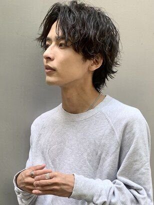 セットしやすいホワイト系メンズヘアの作り方