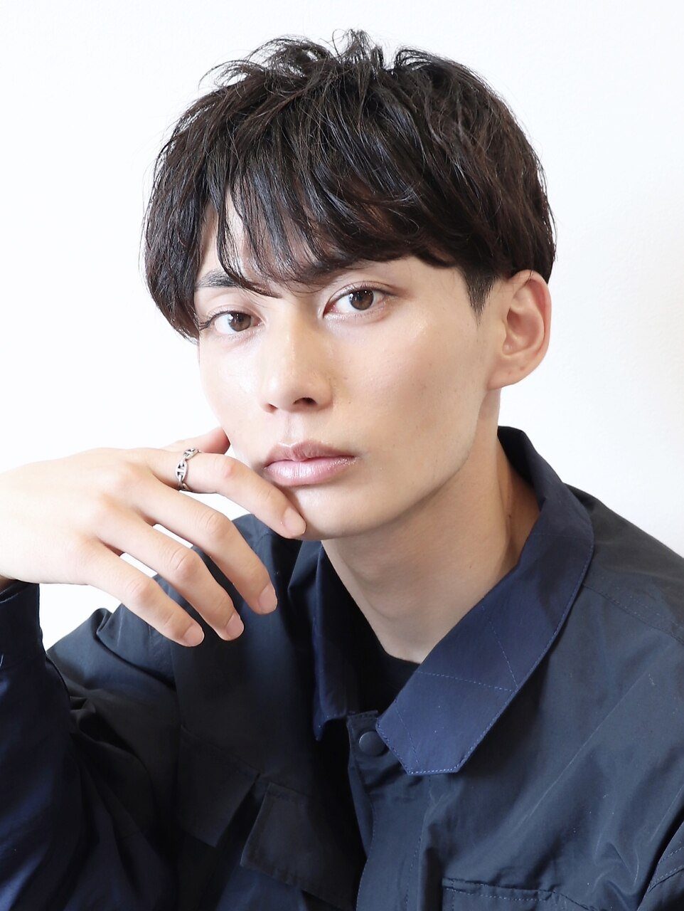 ①シースルーバング×マッシュ：王道モテ前髪